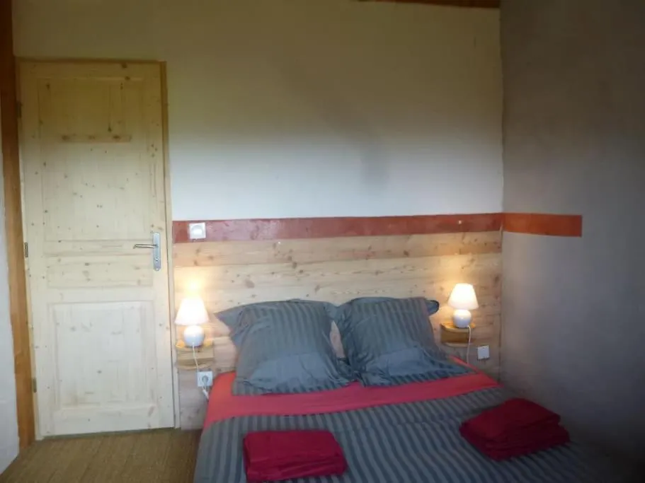 Gite De 100M2 Dans Maison Passive En Paille Saint-Michel-de-Chaillol 0*,
